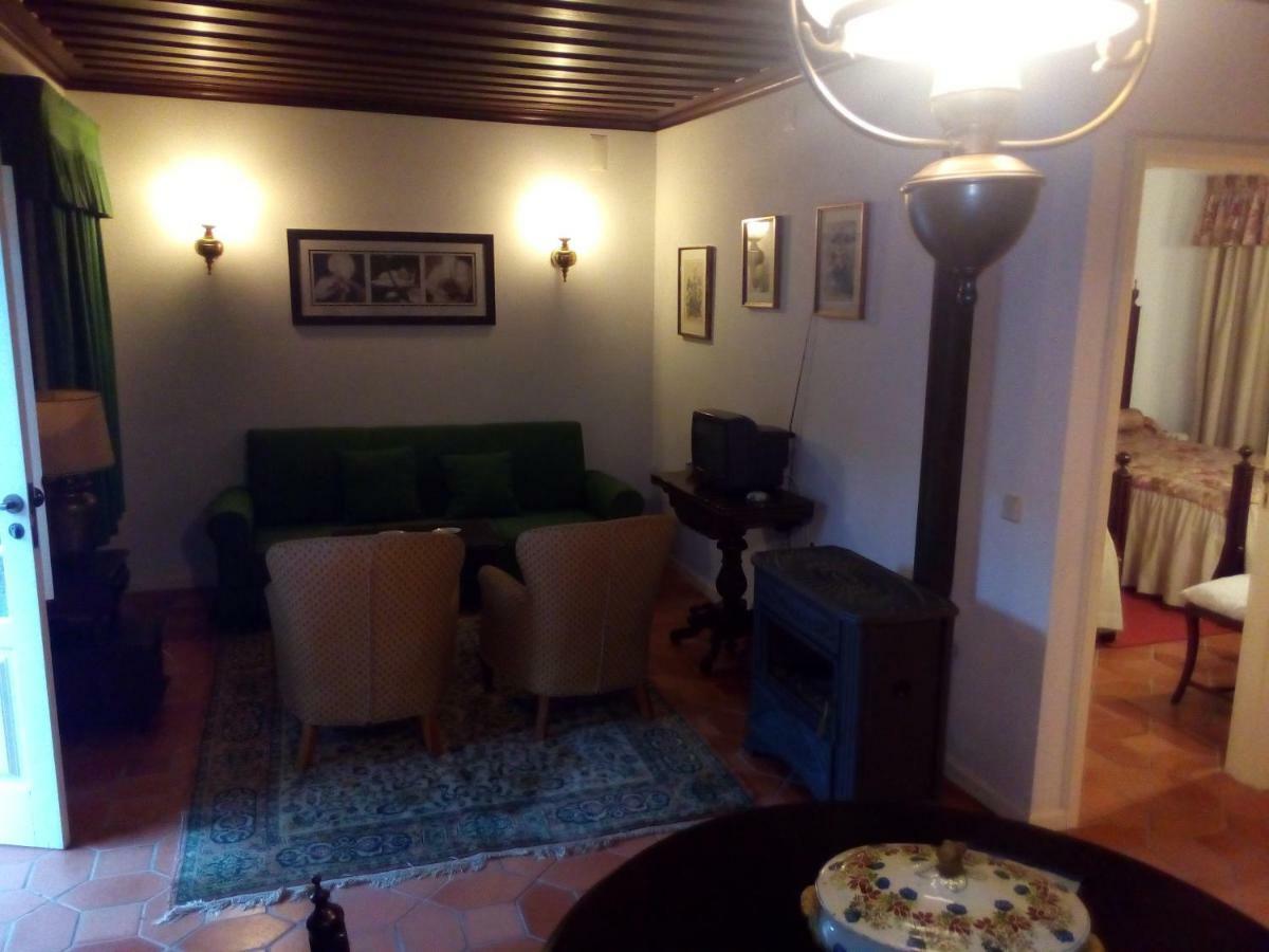 Quinta Da Serrana Ourem Exterior photo
